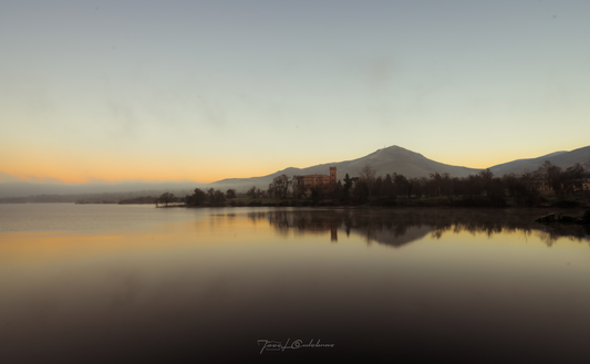 El castillo del lago por Jose Culebras