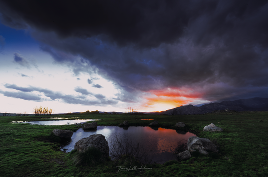 Rojo bajo azul por Jose Culebras